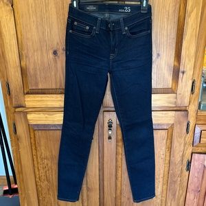 J.Crew Toothpick Size 25 Jeans